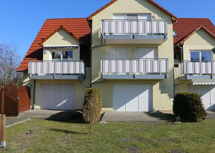 Strandaster Apartment *